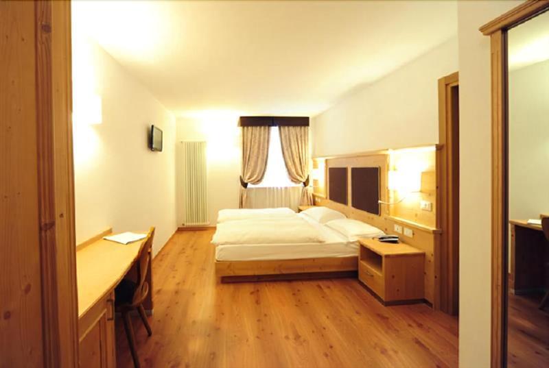 Hotel Crozzon